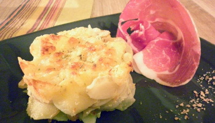 Gratin de topinambour et pommes de terre au fromage de brebis - L'Eau Vive